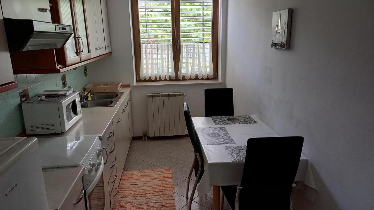 Zgornje Skofije Apartma Nona Roza מראה חיצוני תמונה